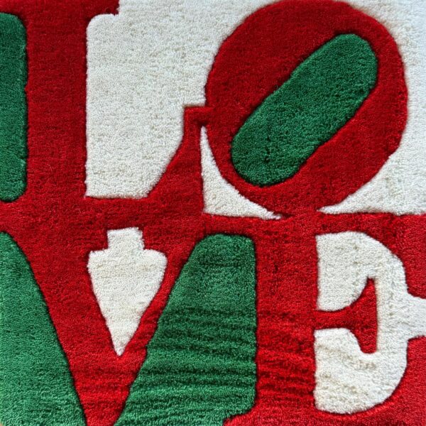 Love carpet II | Robert Indiana